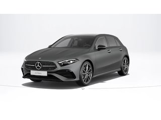 Mercedes-Benz A 250 e Business Solution AMG Premium Plus | Panoramadak | Head-up display | Manufaktur lak | Elec. verstelbare voorstoelen met geheugen | 360 Camera | Stoelverwarming | Nightpakket