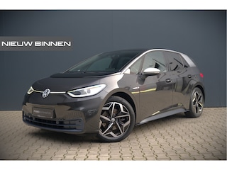 Volkswagen ID.3 First Plus 58 kWh | Stoelverwarming | Stuurverwarming | Camera | Adaptive Cruise Control | Navigatie | Keyless | Parkeersensoren | LED | Apple Carplay | BTW | NAP |