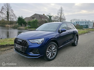 Audi Q3 35 TFSI S-Line / Pano / Carplay / El. Trekh. / Luxe