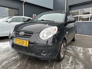 Kia Picanto 1.0 met nieuwe APK 01-2027!
