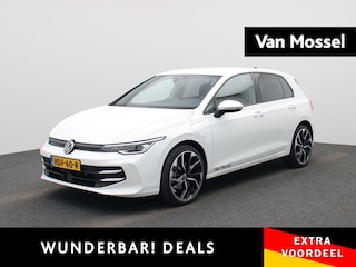 Volkswagen Golf 1.5 eHybrid 50 Edition 204 PK | Automaat | Navigatie | Apple Carplay | Adaptive Cruise Control | Climate Control | Stoel- en stuurverwarming | Achteruitrijcamera | IQ Lights |