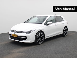 Volkswagen Golf 1.5 eHybrid 50 Edition 204 PK | Automaat | Navigatie | Apple Carplay | Adaptive Cruise Control | Climate Control | Stoel- en stuurverwarming | Achteruitrijcamera | IQ Lights |