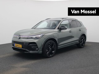 Volkswagen Tiguan 1.5 eHybrid R-Line Edition 204 PK| Origineel Nederlands | Eerste Eigenaar | Navigatie | Achteruitrijcamera | Black Style | Digitale Cockpit Pro | 20 Inch Velgen | Sfeerverlichting