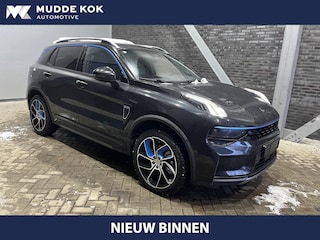 Lynk & Co 01 1.5 | NIEUW | Panoramadak | ACC | 360° Camera | Stuurverwarming | Zwarte Hemel | Rolhoes