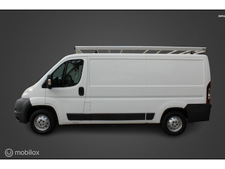 Fiat Ducato bestel 30 2.0 MultiJet MH2 Gran Volume. 3 pers, Airco, Imperiaal, Kasten inrichting laadruimte.