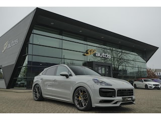 Porsche Cayenne 3.0 E-Hybrid 462PK Krijtgrijs SportDesign Luchtvering Lightweight Package Carbon Dak 4-wielsturing NLauto
