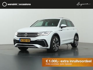 Volkswagen Tiguan 1.5 TSI R-Line Business+ | Trekhaak | Panoramadak | Camera 360° | Matrix Led | Keyless Go |