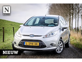 Ford Fiesta 1.25 Ghia | LM Velgen | 5 Deurs | Parkeersensor