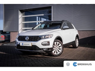 Volkswagen T-Roc 1.5 TSI Style | Cruise control adaptief | Lichtmetalen velgen 17" | Navigatiesysteem full map
