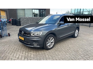 Volkswagen Tiguan 2.0 TSI 4Motion Highline 191 PK | Automaat | Climate Control | Stoelverwarming | Adaptive Cruise Control | Parkeersensoren | Trekhaak |