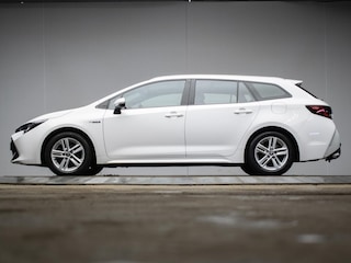 Toyota Corolla Touring Sports 1.8 Hybrid Active Sport (NAVI,CLIMATE,ADAPTIVE CRUISE,CAMERA,PDC,SPORTSTOELEN,LM VELGEN,NETTE STAAT)