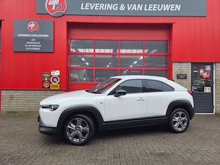Mazda MX-30 E-SkyActiv EV 145 Exclusive-line 36 kWh Lederen bekleding/ Memory seats/ LM velgen/ Rijklaarprijs!