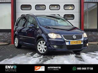 Volkswagen Touran 1.4 TSI Highline Autom. Xenon/7 pers/Navi