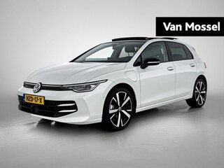 Volkswagen Golf 1.5 eHybrid Style Edition | 150 PK | Automaat | Ergo Stoelen (Massage) | Panorama Dak | Carplay / Android Auto