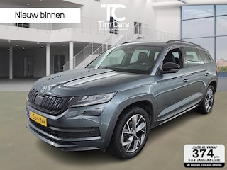 Skoda Kodiaq 1.5 TSI Sportline Automaat | Panoramadak | Trekhaak | LED verlichting | Elektrisch bedienbare achterklep | Panoramadak | Voorstoelen en stuurverwarming | Apple CarPlay | Achteruitrijcamera