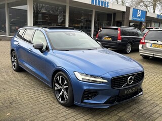 Volvo V60 T8 Recharge AWD R-Design 360 Pano Keyless DAB HeadUp Harman Kardon