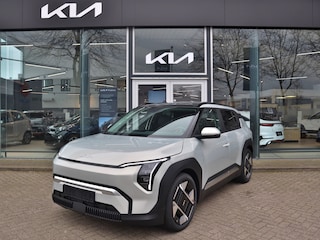 Kia EV3 Plus Advanced 81.4 kWh Navi+BT+Cam Stoel+Stuurverw. Leder LED 19''LMV tot 10 jr. Garantie