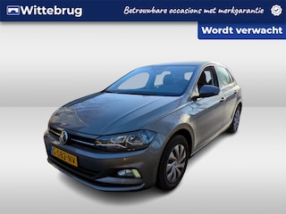 Volkswagen Polo 1.0 TSI Comfortline / Navigatie / Parkeersensoren V+A / Trekhaak / Airco /