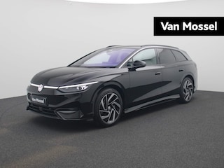 Volkswagen ID.7 Tourer Pro Business 77 kWh 286 PK | 360 Graden Camera | Harman Kardon | Ergo-Active Voorstoelen | 20'' Montreal Velgen | Dodehoeksensoren | Stoelverwarming Voor + Achter | Driving Profiles |