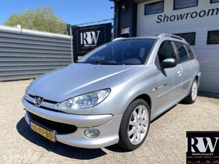 Peugeot 206 SW 1.6-16V Quiksilver met nieuwe APK!
