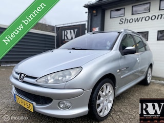 Peugeot 206 SW 1.6-16V Quiksilver met nieuwe APK!