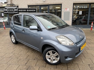 Daihatsu Sirion 2 1.0-12V Premium Airco Nieuwe apk NAP