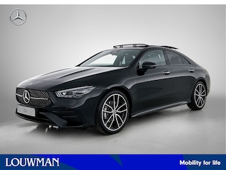 Mercedes-Benz CLA 180 Business Solution AMG | AMG Line Plus pakket | Smartphone integratie | Panoramaschuifdak | 360° camera | Advanced sound system | Head-up display | 19 inch AMG velgen |