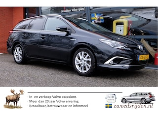 Toyota Auris Touring Sports 1.8 Hybrid, 1/2 leer, panodak, parkeercamera, stoelverwarming