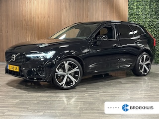 Volvo XC60 T8 AWD Recharge Ultra Dark Luchtvering | Trekhaak | 360° Camera | 455pk | Head-Up Display | Harman Kardon | Adaptieve Cruise Control | Stoelverwarming voor+achter | Stuurwielverwarming | Schuifdak | Full LED Meesturende koplampen | Pilot Assist | BLIS Dode Hoek Detectie | Elektrische voorstoelen geheugen | Lederen bekleding | Zitting verlenging voorstoelen | Lederen dashboard | 21 Inch | Google Infotainment | Keyless Drive | Parkeersensoren voor+achter | Privacy Glass | Elektrisch bedienbare achterklep | DAB Radio | Apple Carplay/Android Auto | Alarm Klasse III | Draadloos telefoon opladen | Volvo On Call met mobiele App functie | Onyx Black Metallic |