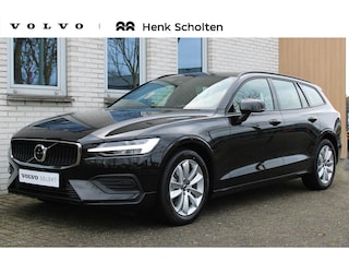 Volvo V60 2.0 B4 Essential Edition Verwarmbare voorstoelen | Automatisch dimmende binnen- en buitenspiegels | Moritz Leder Charcoal/Charcoal | Charcoal hemelbekleding | Park Assist achter en voor | Verwarmbare buitenste zitplaatsen tweede zitrij | Stuurverwarming | Alarm voorbereiding | Pilot Assist | Google-Maps navigatie | Blind spot |