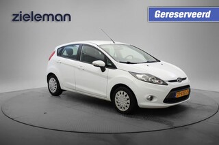 Ford Fiesta 1.6 TDCI ECOnetic - 5 Deurs, Airco