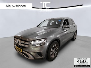 Mercedes-Benz GLC 200 Automaat | LED verlichting | Stoelverwarming | Trekhaak afneembaar | Climate & cruise control | Navigatiesysteem | Achteruitrijcamera | Parkeersensoren voor en achter