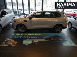 Leapmotor B10 Life Pro 56.2 kWh | Nieuwe auto | Wltp 361 km | Warmtepomp | 18 inch lichtmetalen velgen | 360 graden camera | Keyless entry en start | Stoffen bekleding | Adaptive cruise control | DC laden 140KW