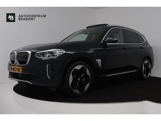 BMW iX3 High Executive 80 kWh (PANORAMADAK, SoH 97.7% TREKHAAK, SFEERVERLICHTING, STOELVERWARMING, ACHTERUITRIJCAMERA, NAVIGATIE)