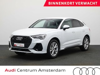 Audi Q3 45 TFSI e S Edition 245pk | Lederen bekleding | Navigatie | Verwarmbare voorstoelen | Parkeercamera