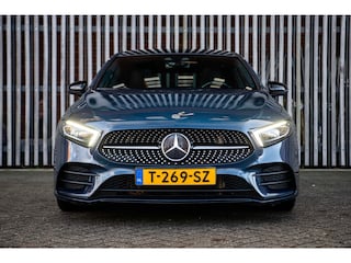 Mercedes-Benz A-klasse 180d AUT. Premium Plus |VOL OPTIES| Panorama|HUD|MemorySeats|MATRIX LED|Keyless|WideScreen|Sfeerverlich