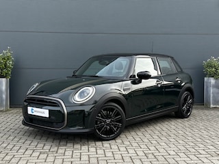 Mini Cooper 1.5 Resolute Edition Rebel Green | Leder | Camera | Stoelverwarming | All-seasons | Cruise | LED | Automaat