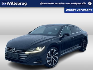 Volkswagen Arteon 1.4 TSI 218pk DSG eHybrid R-Line Business+ / Panorma dak / Carbon Leer / Zwenkbare trekhaak / Elek Achterklep / Head-Up Display / 360 Camera / Standkachel / 19'' LMV