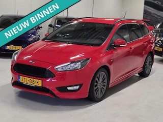 Ford Focus 1.0 EcoBoost 140pk ST-Line nieuwe distributie!