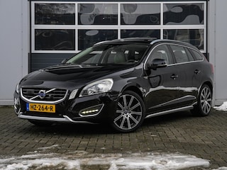 Volvo V60 1.6 T4 180pk Summum | Leder | Schuifdak | Xenon | Camera | PDC v+a | Stoelverwarming