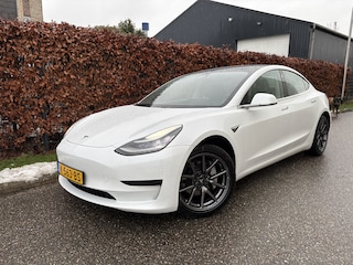 Tesla Model 3 Standard RWD Plus 60 kWh / AUTOMAAT / PANORAMADAK / LEER / 135dkm! NAP! / INCL BTW