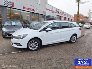 Opel Astra SPORTS TOURER 1.2 EDITION
