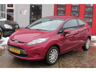Ford Fiesta 1.25 Ghia , Nieuwe Apk , AIRCO