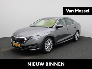 Skoda Octavia 1.0 e-TSI Business Edition Plus AUTOMAAT | CAMERA | STOELVERWARMING | NAVIGATIE