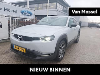 Mazda MX-30 e-SkyActiv 145 Luxury 36 kWh | Verwarmbare Voorstoelen | Head Up Display | Camera | Snelladen | Elekt. Verstelbare Stoel | Adaptieve Cruise Control |