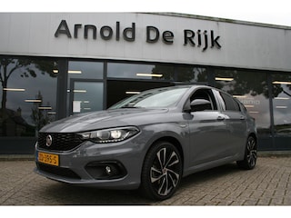 Fiat Tipo 1.4 T-Jet 16v S-Design