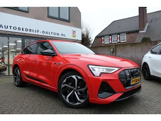 Audi E-tron 55 quattro S edition 95 kWh ORANGE MET