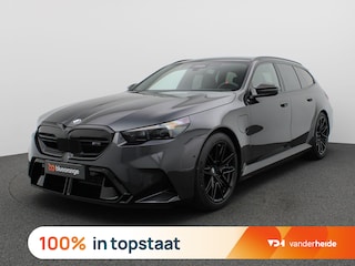 BMW 5-serie Touring M5 728PK AUT. Keramische remschijven, Panoramadak, Head-Up Display, Adaptieve Cruise Controle, Keyless, Side Assist, M-Drivers Pack, Bower&Wilkins Audio, Comfort Pack, Trekhaak, 21" LM Velgen