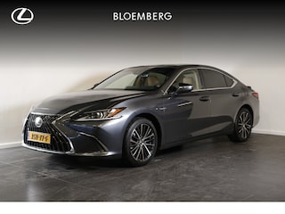Lexus ES 300h 35th Edition