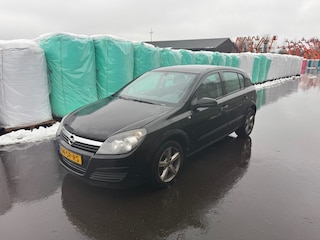 Opel Astra 1.9 CDTI AUTOMAAT / EXPORT